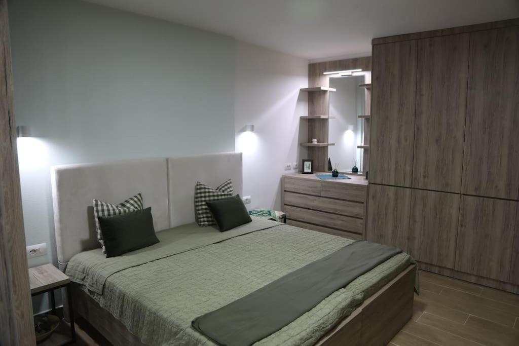 Kosta'S Home Τίρανα Εξωτερικό φωτογραφία